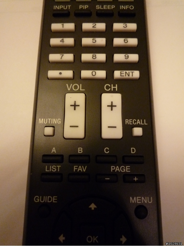 [開箱] 今天你學了嗎??SONY 學習型萬用遙控器