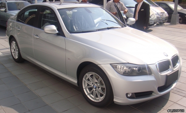 2010年式320I開箱文