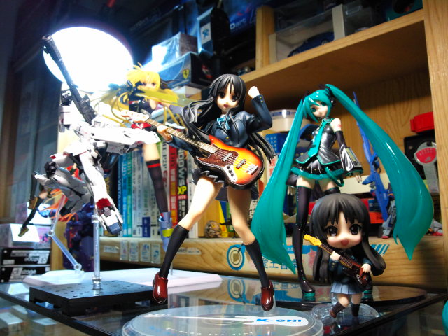 [開箱分享] {K-ON!} 輕音五人眾之一_[秋山   澪]_(ALTER版)