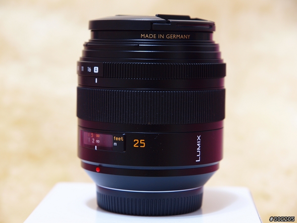 [開箱]闇夜の瞳 Leica 25mm F1.4