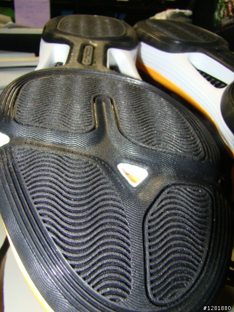[開箱] adidas 2010 YOUNG GUNS-湖人隊配色
