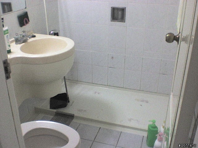 浴室DIY丁掛泥一問?(成果照更新於9樓)