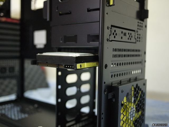 [開箱]IN WIN - 水漩風爆Maelstrom