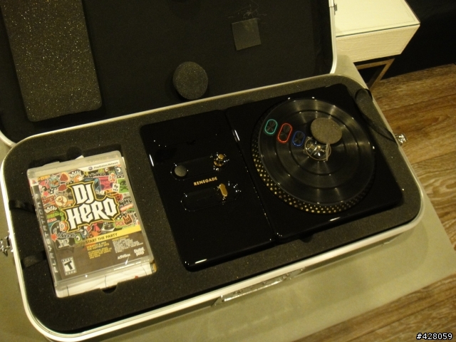 DJ Hero Renegade Edition&Rock Band