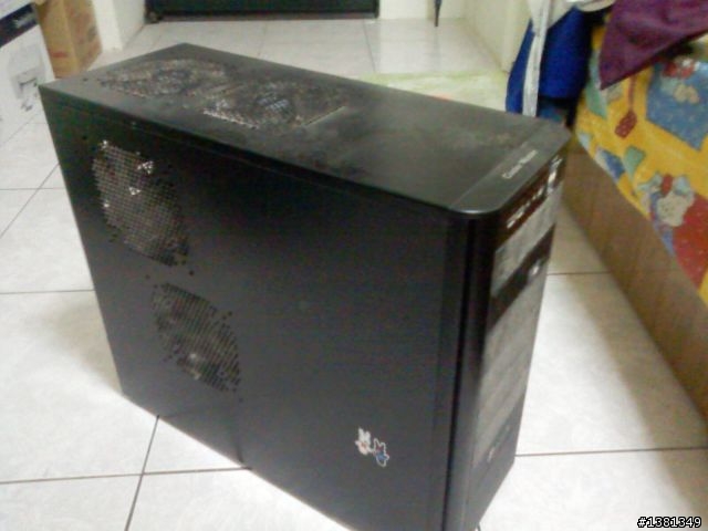 [開箱]PHILIPS  FC6130吸塵器 小空間清掃的好幫手