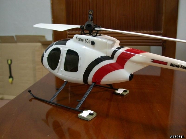 電動直昇機：上海九鷹218A