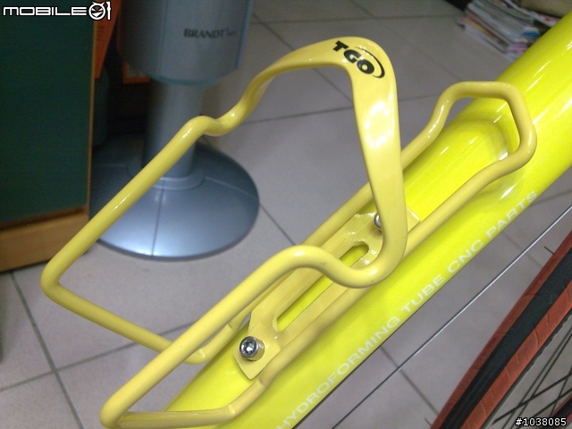 【沒有箱子的開箱文】MOSSO 756車架(黃) 配全套VELOCE