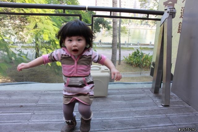 CANON 500D 新手上路, 首拍亞亞MODEL 給點指教