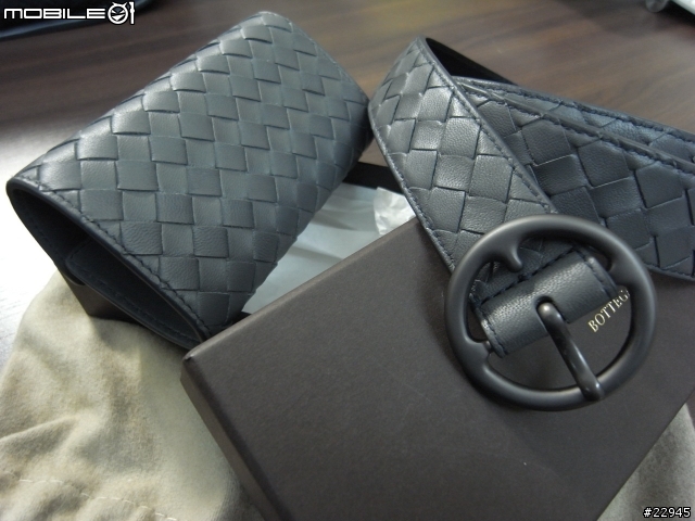[分享] Bottega Veneta 配件. 不再錯過的灰藍色Matita