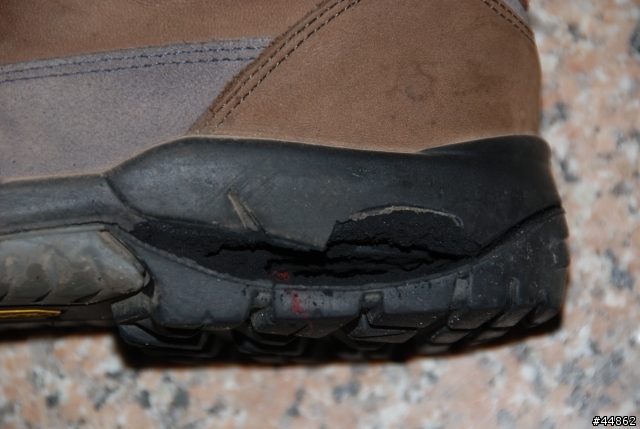 LOWA的鞋子哪裡可以換或修鞋底??