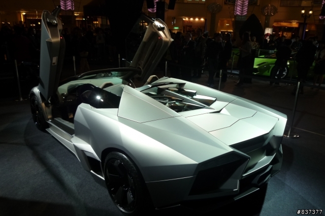 Lamborghini Reventón Roadster發表會 開箱?  (更新完)