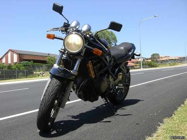 [開箱文] 我的第一部重機! Suzuki Bandit 250