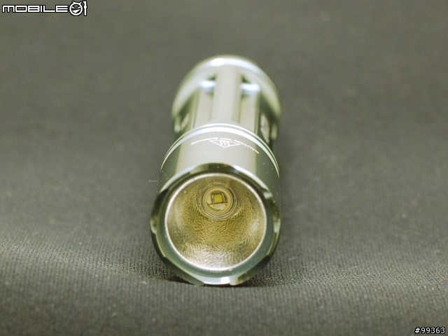 [開箱]Surefire 兄弟牌 - ICON Rogue 1 LED 電筒(含光形測試)