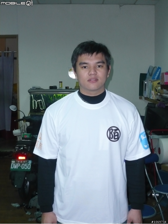 陌生人-T-shirt概念實體化