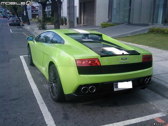 這是Lamborghini Gallardo LP550-2嗎
