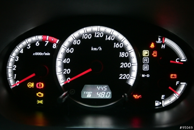 圖片更新!MAZDA5 之不專業開箱