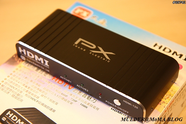[MoMo桑分享] 大通HDMI-120 HDMI分配器：分的好 !!