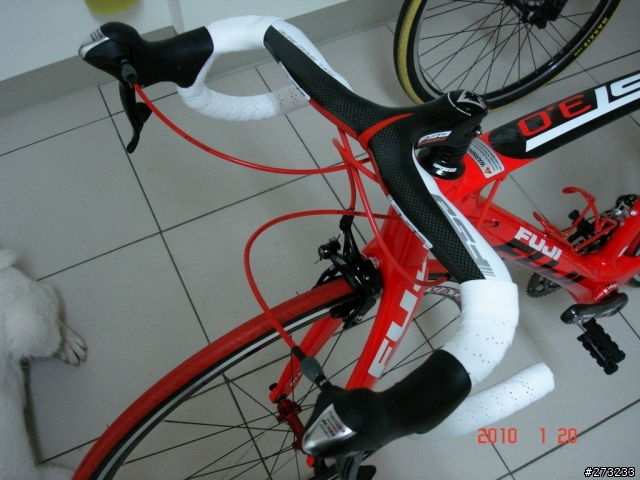 [開箱] FUJI SST3.0 - 我的第一台公路車