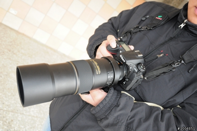 [分享]D300s+300mm F4 神奇啦!傑克...光圈出現F1.4