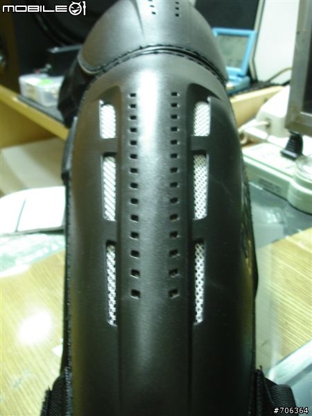 [護具開箱]一組能當兩組用的SCOTT長腿護膝Knee Guard 0-Zero & 護軸
