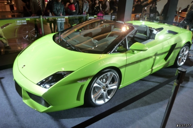 Lamborghini Reventón Roadster發表會 開箱?  (更新完)