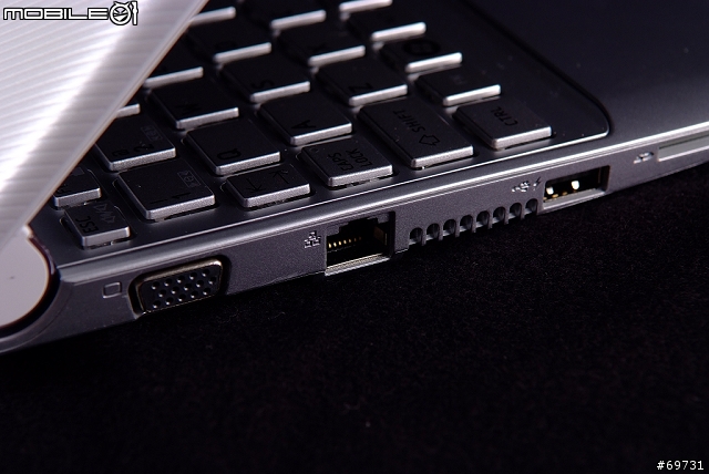 《熊寶貝》TOSHIBA NB305 "新"mini愛線機