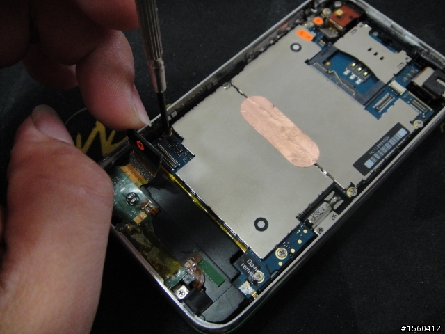 閒閒沒事的無責任拆IPHONE圖文解說