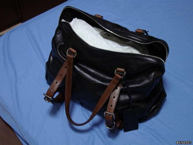 [開箱分享] 一直沒時間分享的 2008年 PRADA 包包...型號在22樓