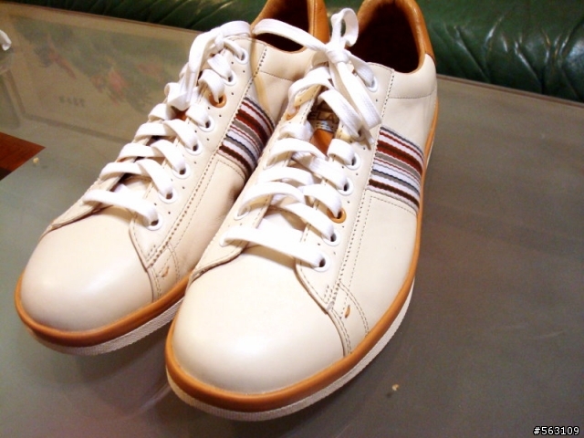 [分享] Paul Smith 米白休閒鞋