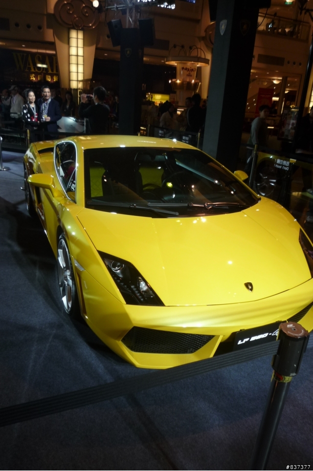 Lamborghini Reventón Roadster發表會 開箱?  (更新完)