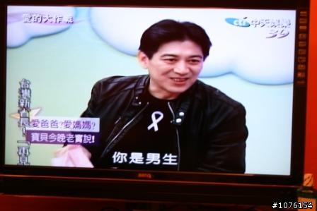 [非專業開箱文] BenQ PQ5242 - 難道這就是傳說中的AMVA3面板嗎？