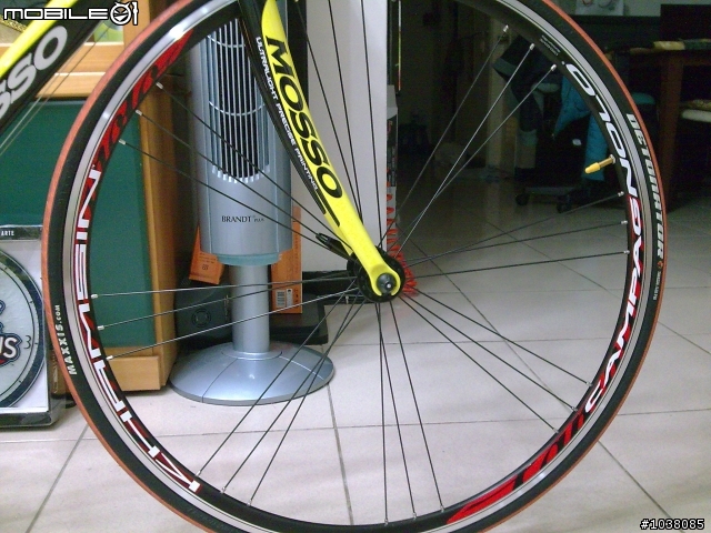 【沒有箱子的開箱文】MOSSO 756車架(黃) 配全套VELOCE