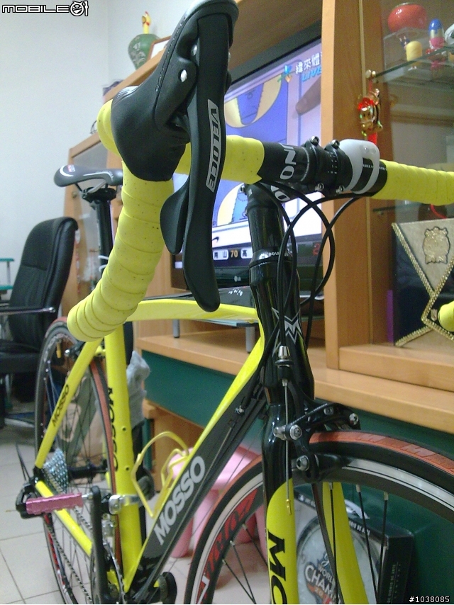 【沒有箱子的開箱文】MOSSO 756車架(黃) 配全套VELOCE