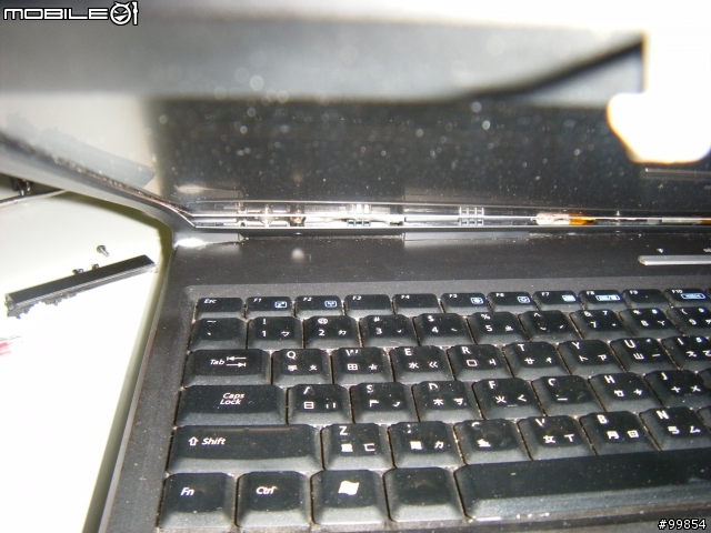 A3G 恢復 當年風采 (後續)       ASUS A3G 上蓋毀滅~