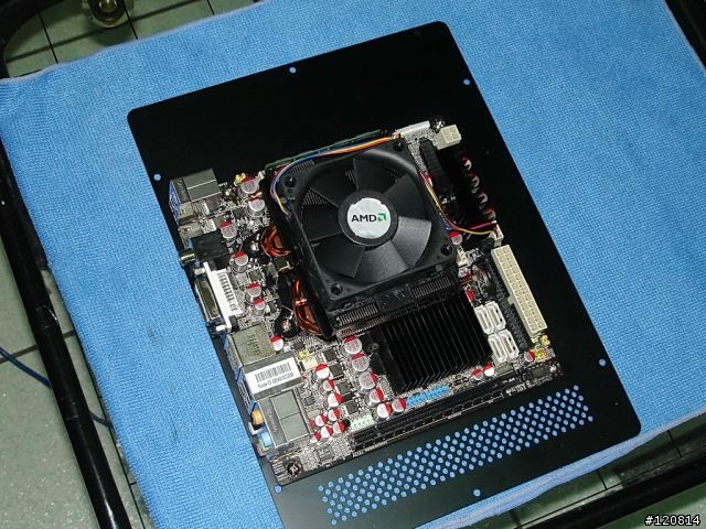 [分享]小主機也能有好效能 ~ 附加聯力PC-Q07開箱