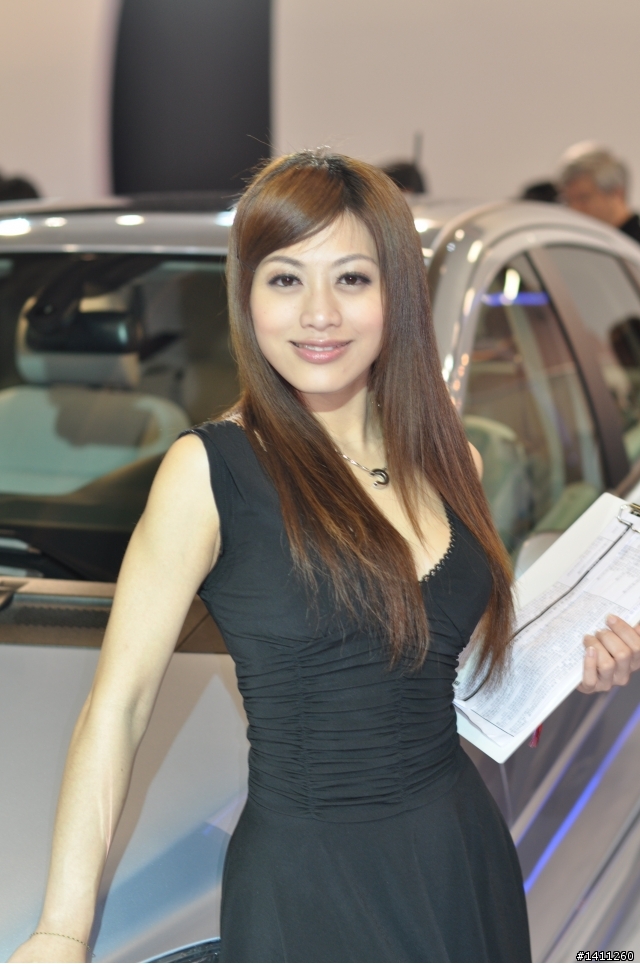 2009台北車展妹  蓋大樓 大家來分享