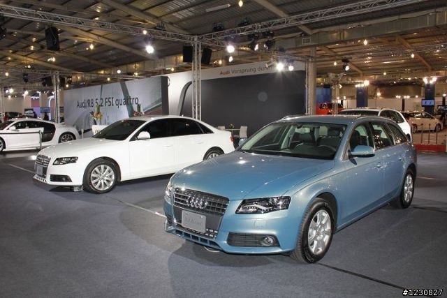 小弟我可以率先蓋2010台中車展的大樓嗎?