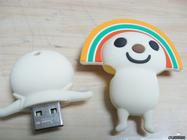 【分享】OPEN將4G隨身碟小開箱
