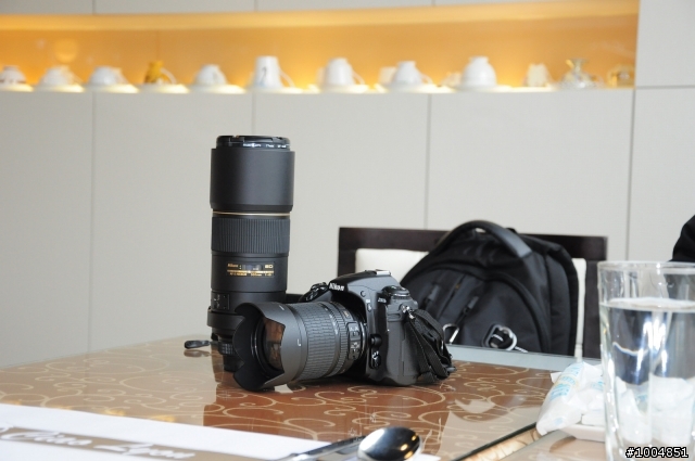[分享]D300s+300mm F4 神奇啦!傑克...光圈出現F1.4