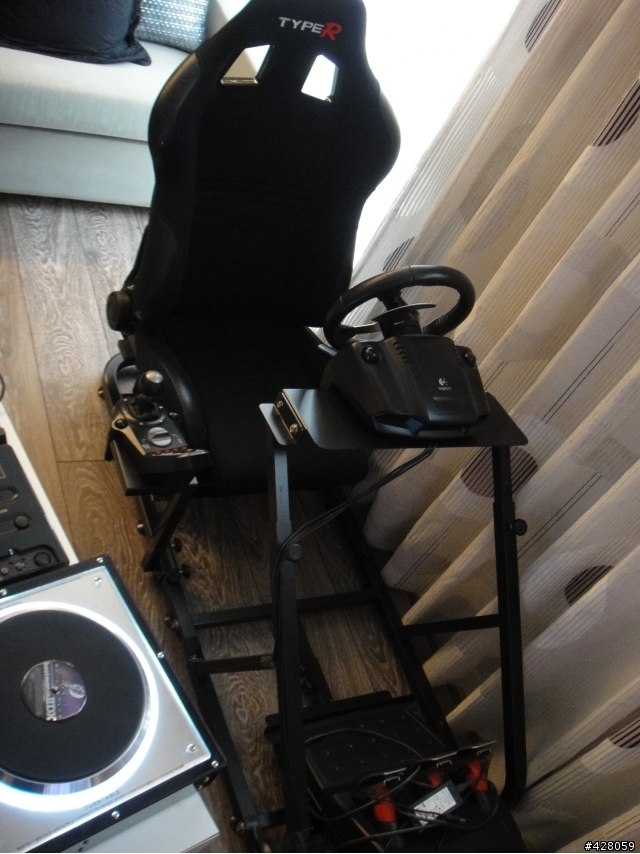 DJ Hero Renegade Edition&Rock Band