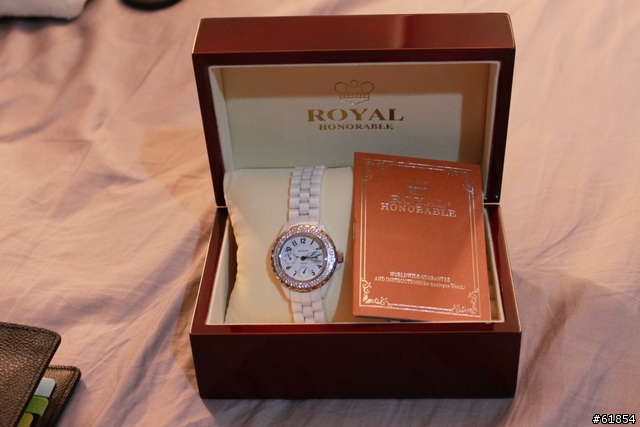 [開箱摟]CASIO OCW-T750TDB-1A同場加映女王的MONO-ROYAL陶瓷錶