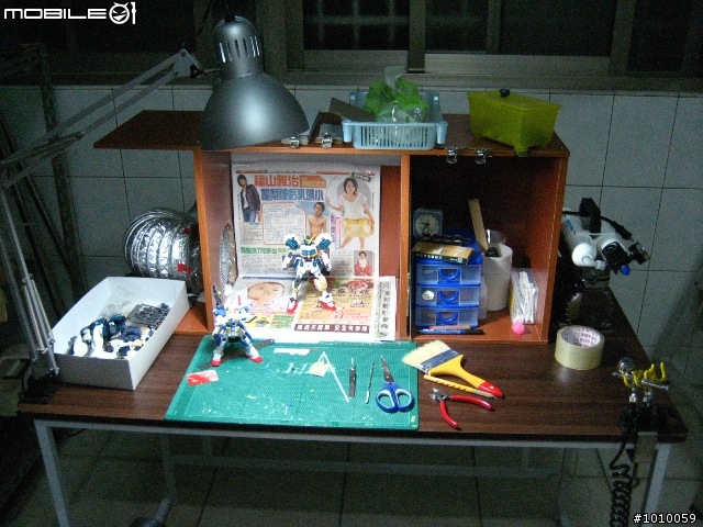 [分享] 新模型工作桌