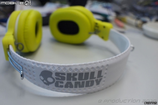 雙面特攻 -- SKULL CANDY DOUBLE AGENT 耳筒連 MP3 機