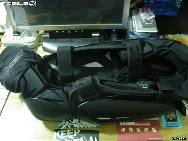 [護具開箱]一組能當兩組用的SCOTT長腿護膝Knee Guard 0-Zero & 護軸