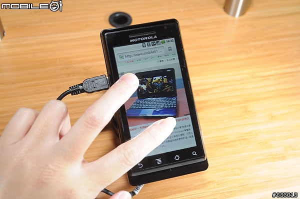 [圖集]MOTO三款Android手機動手玩