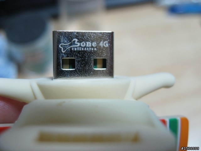 【分享】OPEN將4G隨身碟小開箱