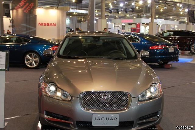 小弟我可以率先蓋2010台中車展的大樓嗎?