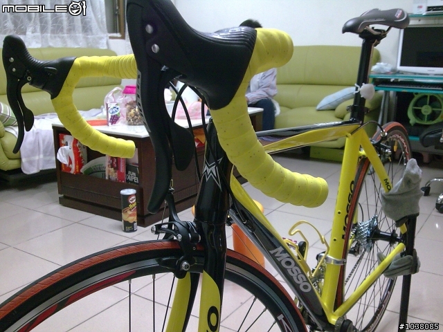 【沒有箱子的開箱文】MOSSO 756車架(黃) 配全套VELOCE