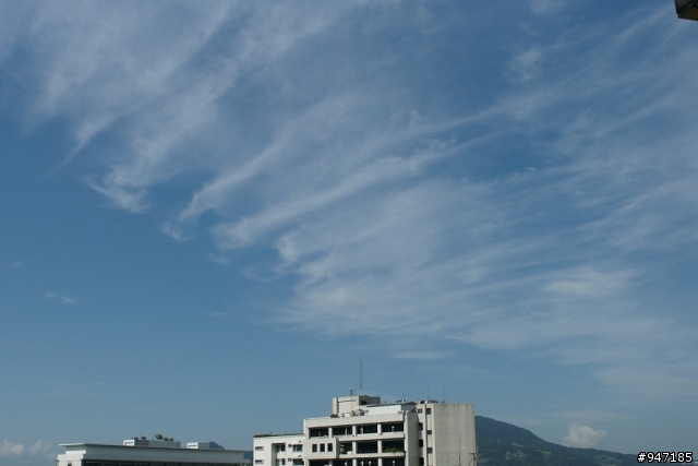 < 唬爛 >我拍到這是地震雲嗎~~!!!???