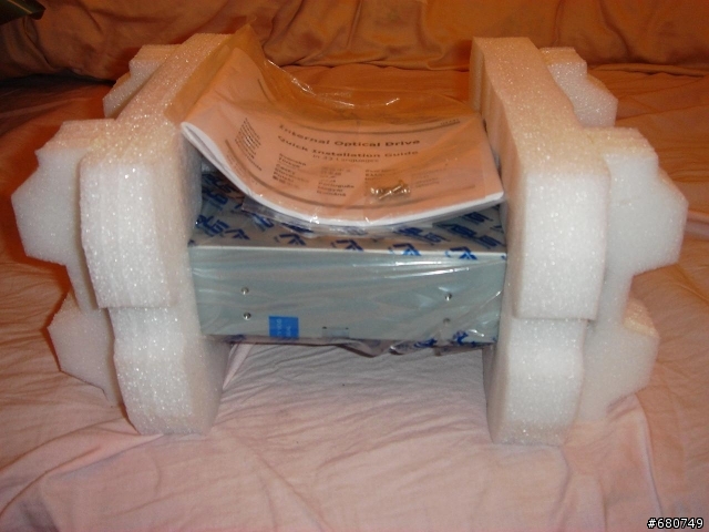 "ASUS BR-04B2T BD-ROM" OPEN